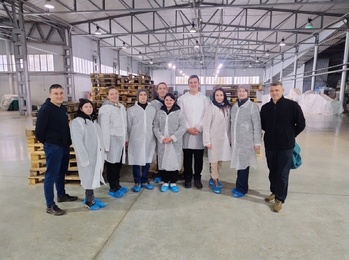 НАВЧАЄМОСЬ У НАЙКРАЩИХ, ЩОБ СТАТИ НАЙКРАЩИМИ