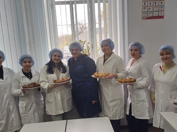 ВИКОРИСТАННЯ НАТУРАЛЬНИХ РОСЛИННИХ ДОБАВОК У ТЕХНОЛОГІЇ КЕКСІВ: ПРАКТИЧНИЙ ДОСВІД ЛАБОРАТОРНОГО ЗАНЯТТЯ